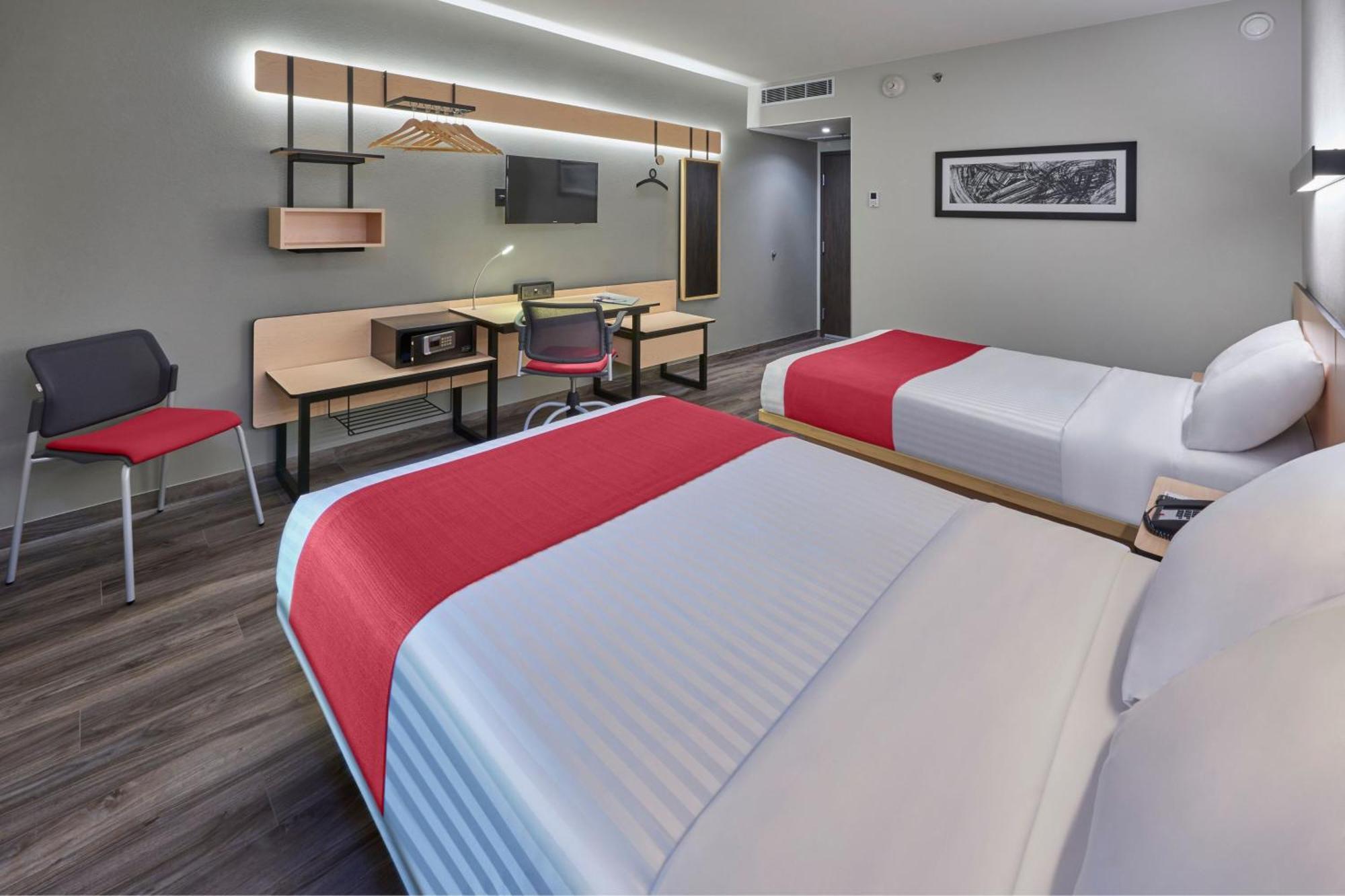 City Express Plus By Marriott Пуерто Валярта Екстериор снимка
