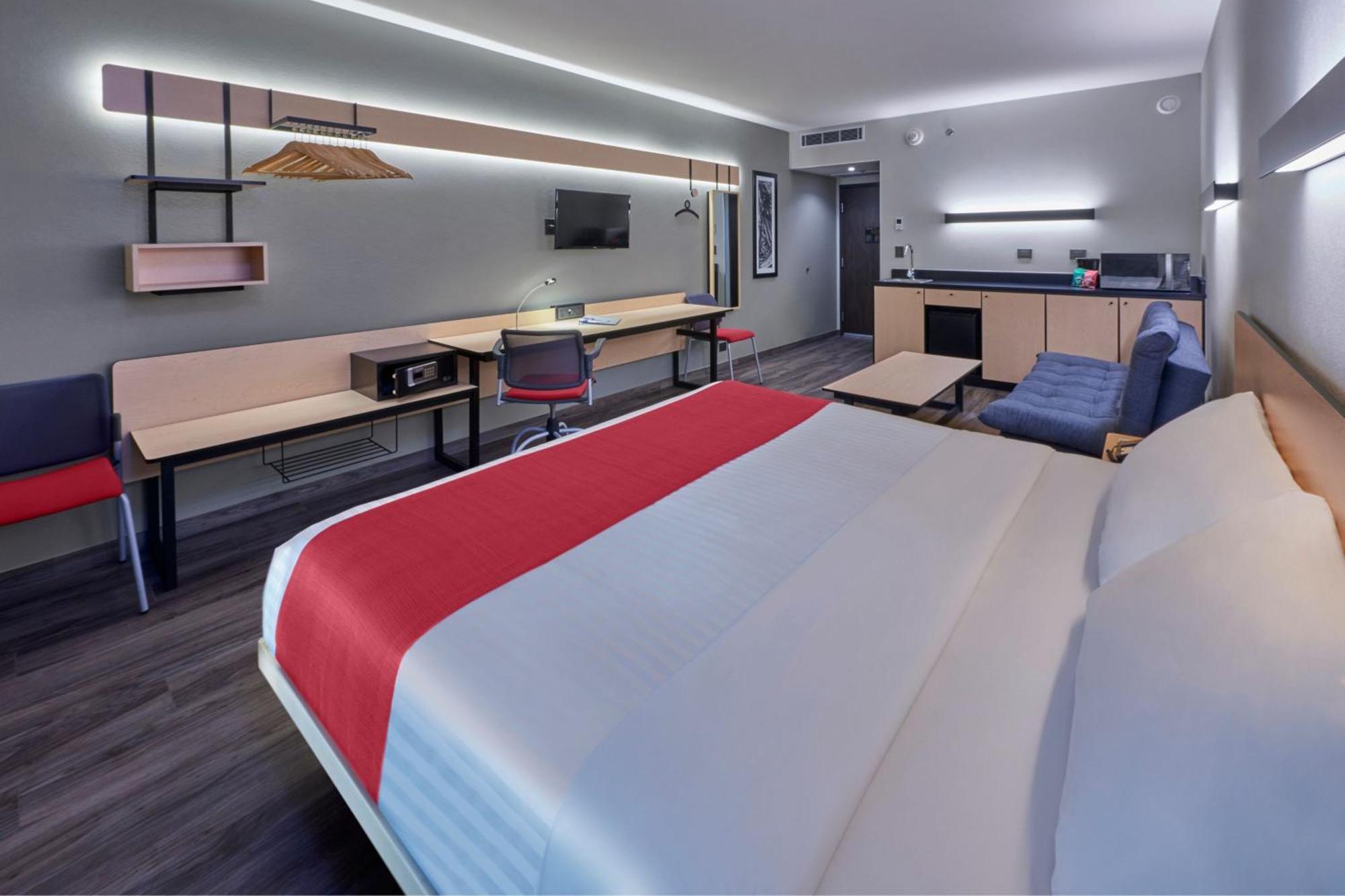 City Express Plus By Marriott Пуерто Валярта Екстериор снимка
