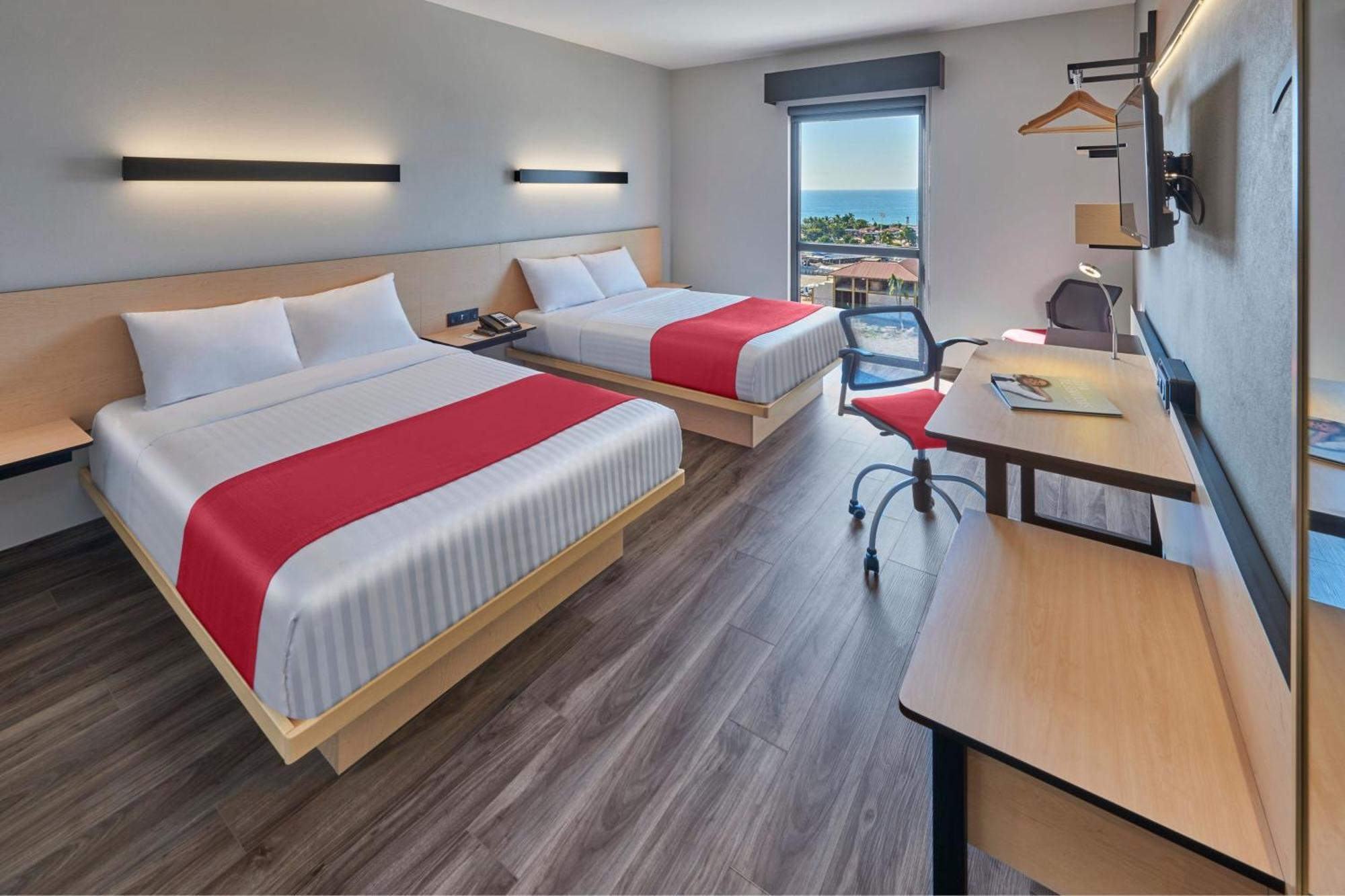 City Express Plus By Marriott Пуерто Валярта Екстериор снимка